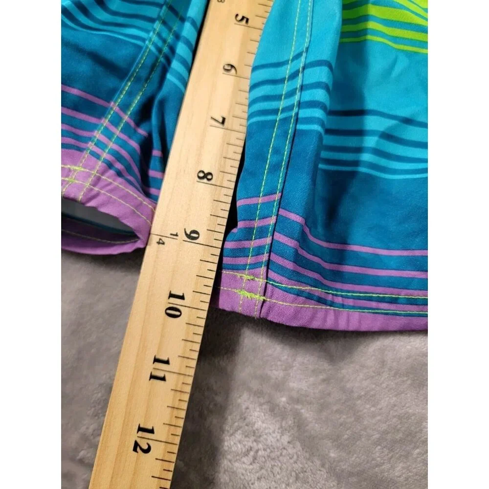 Under Armour Board Shorts Men 32x10 Blue Stripes Drawstring Waist Cargo Swimming